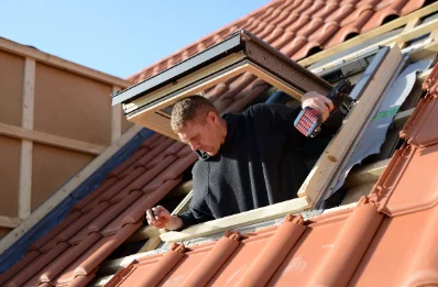 Pose de fenêtres de toit Velux à Houlette